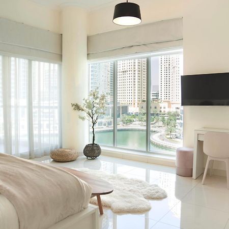 Relaxing 2Br Haven In Dubai Marina Perfect Location & Amenitiesアパートメント エクステリア 写真