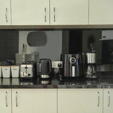 Relaxing 2Br Haven In Dubai Marina Perfect Location & Amenitiesアパートメント エクステリア 写真