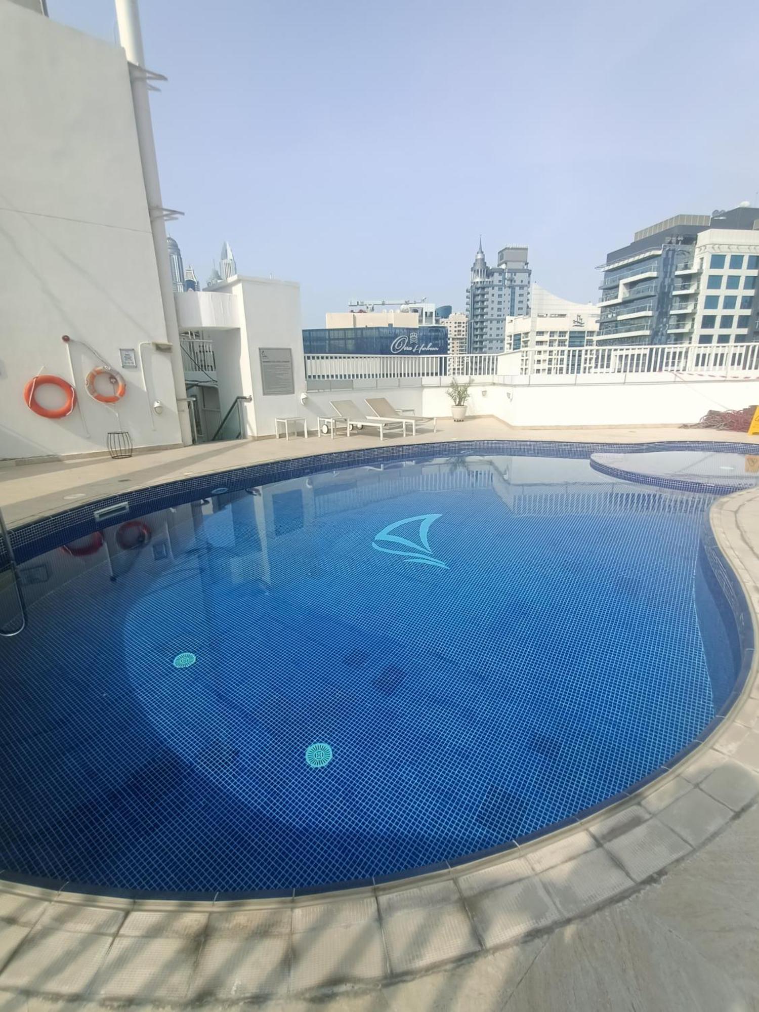 Relaxing 2Br Haven In Dubai Marina Perfect Location & Amenitiesアパートメント エクステリア 写真
